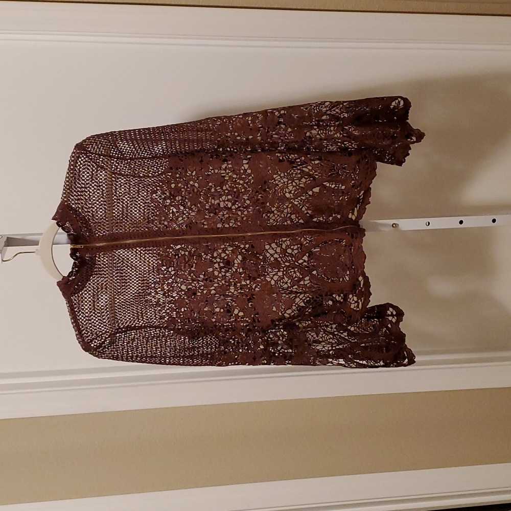 Bold Elements Lace Top - image 3